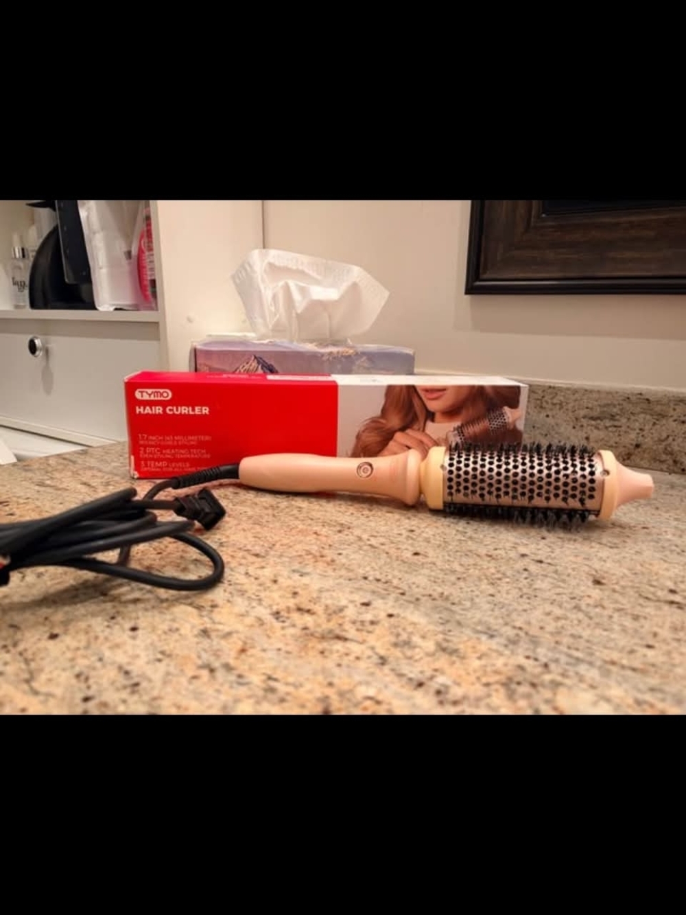 Hair Curler Hot Brush in Pink